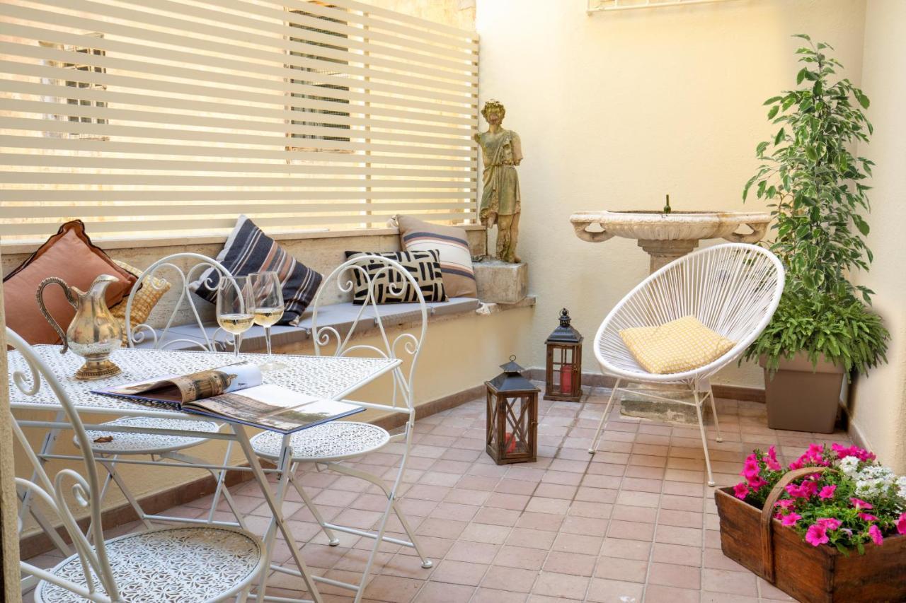 Casavignoni Luxury Apartment Near To Spanish Step Roma Exterior foto